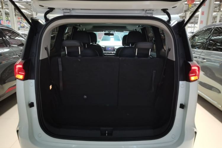 Used SAIC MAXUS G50 2019 1.5T Automatic Elite Edition China VI Standard Trunk
