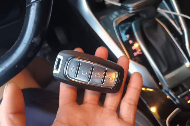 Used SAIC MAXUS G50 2019 1.5T Automatic Elite Edition China V Standard Vehicle Key