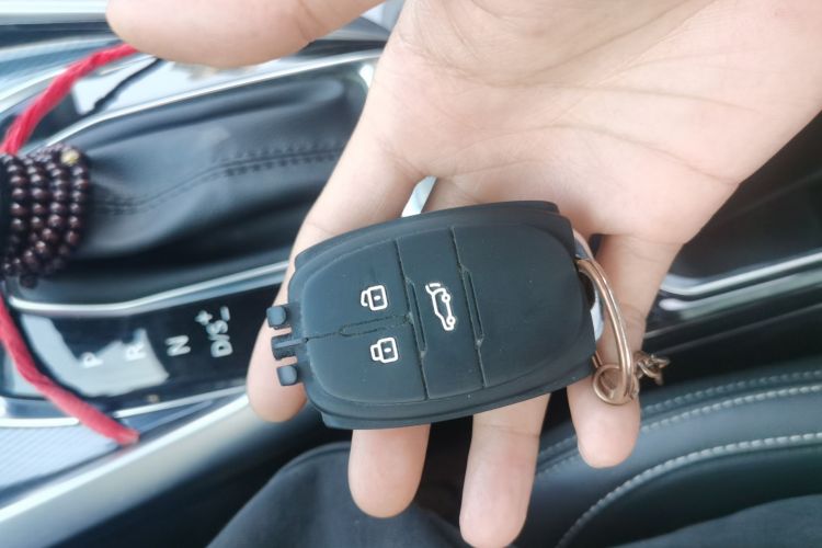 Used SAIC MAXUS G50 2019 1.5T Automatic Elite Edition China V Standard Vehicle Key