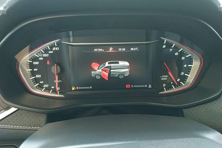 Used SAIC MAXUS G50 2019 1.5T Automatic Luxury Edition China VI Standard Instrument Cluster