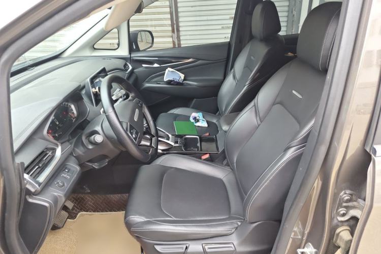 Used SAIC MAXUS G50 2019 1.5T First Edition Automatic Luxury Version 6 Seats Left Front Seat