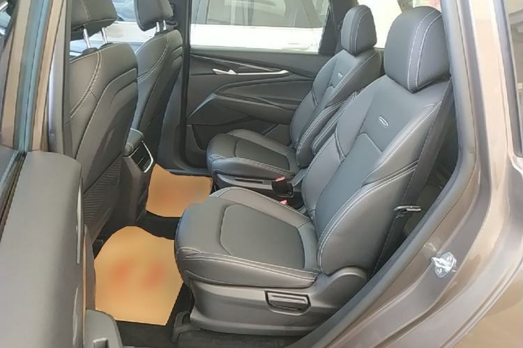Used SAIC MAXUS G50 2019 1.5T Automatic Luxury Edition China VI Standard Left Rear Seat