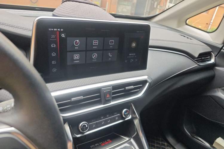 Used SAIC MAXUS G50 2020 1.5T Automatic Luxury Edition Audio And AC Panel
