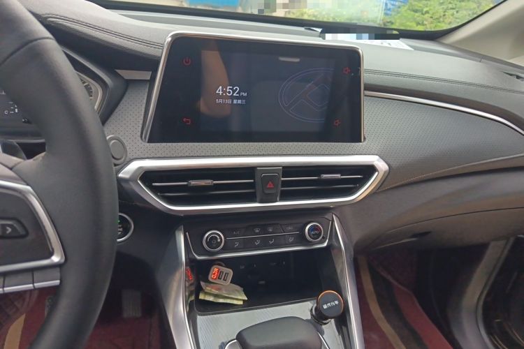 Used SAIC MAXUS G50 2020 1.5T Automatic Elite Edition Audio And AC Panel