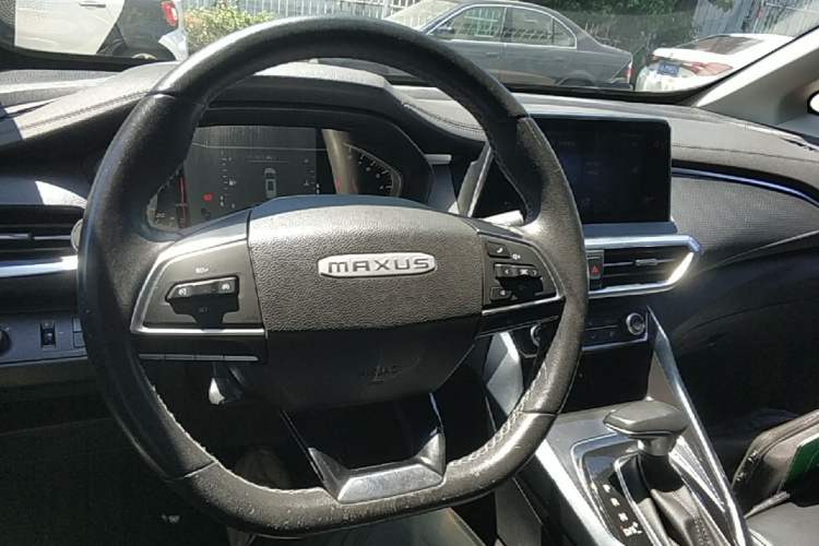 Used SAIC MAXUS G50 2020 1.5T Automatic Elite Edition Center Console
