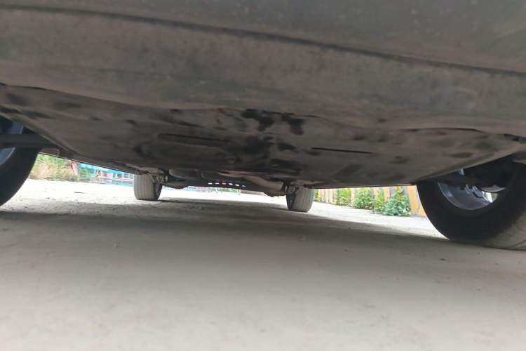 Used SAIC MAXUS G50 2020 1.5T Automatic Elite Edition Chassis Front