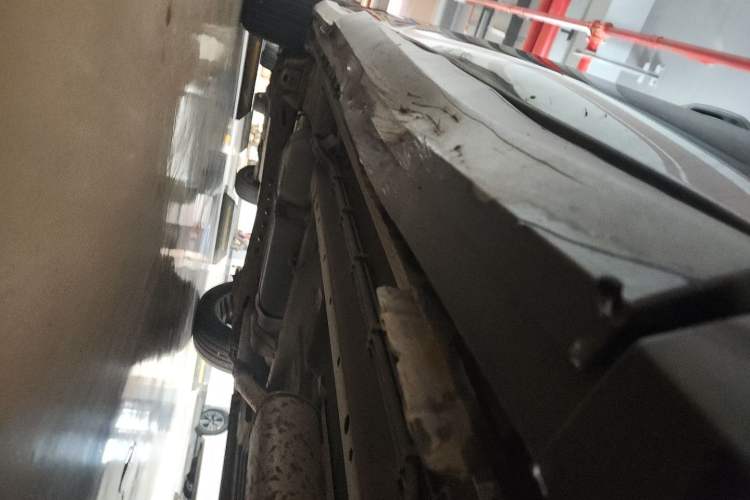 Used SAIC MAXUS G50 2020 1.5T Automatic Luxury Edition Chassis Front Right