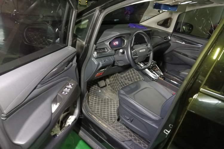 Used SAIC MAXUS G50 2020 1.5T Automatic Luxury Edition Driver Seat