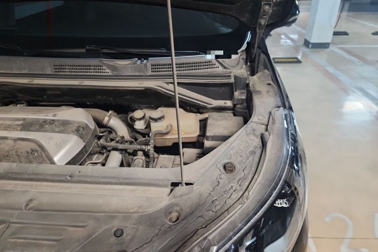 Used SAIC MAXUS G50 2020 1.5T Automatic Luxury Edition Engine Bay Left