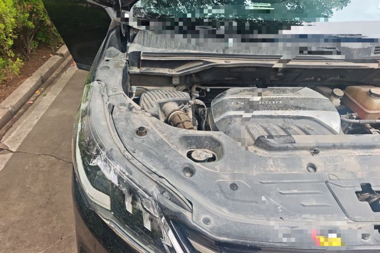 Used SAIC MAXUS G50 2020 1.5T Automatic Luxury Edition Engine Bay Right