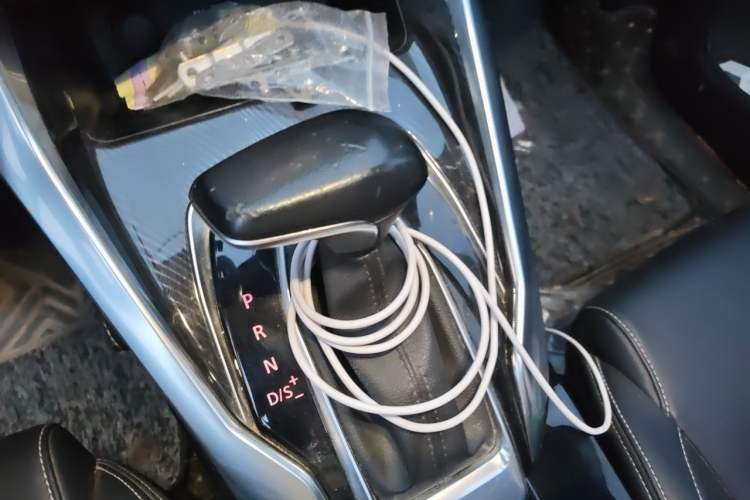 Used SAIC MAXUS G50 2020 1.5T Automatic Luxury Edition Gear Lever
