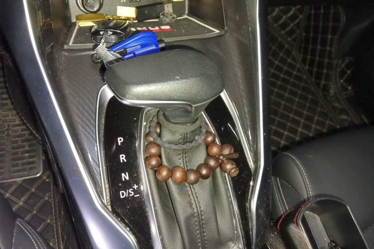 Used SAIC MAXUS G50 2020 1.5T Automatic Luxury Edition Gear Lever