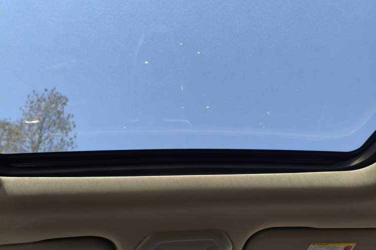 Used SAIC MAXUS G50 2020 1.5T Automatic Luxury Edition Headliner