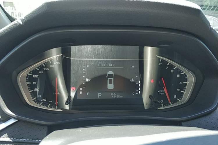 Used SAIC MAXUS G50 2020 1.5T Automatic Elite Edition Instrument Cluster