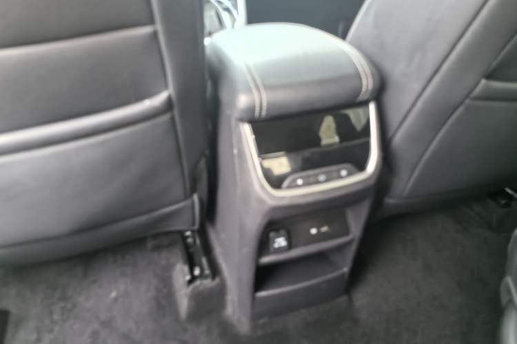 Used SAIC MAXUS G50 2020 1.5T Automatic Luxury Edition Interior 4