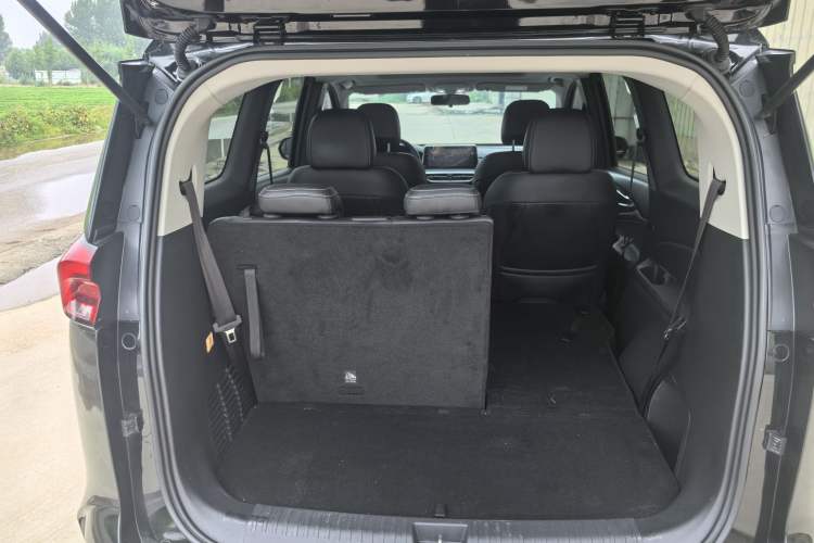 Used SAIC MAXUS G50 2020 1.5T Automatic Luxury Edition Interior 5