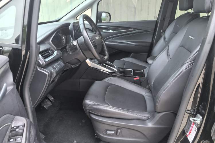 Used SAIC MAXUS G50 2020 1.5T Automatic Luxury Edition Left Front Seat