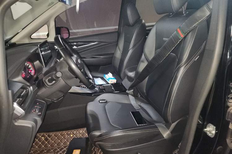 Used SAIC MAXUS G50 2020 1.5T Automatic Luxury Edition Left Front Seat
