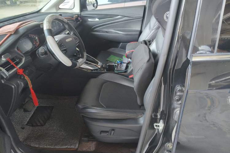 Used SAIC MAXUS G50 2020 1.5T Automatic Luxury Edition Left Front Seat