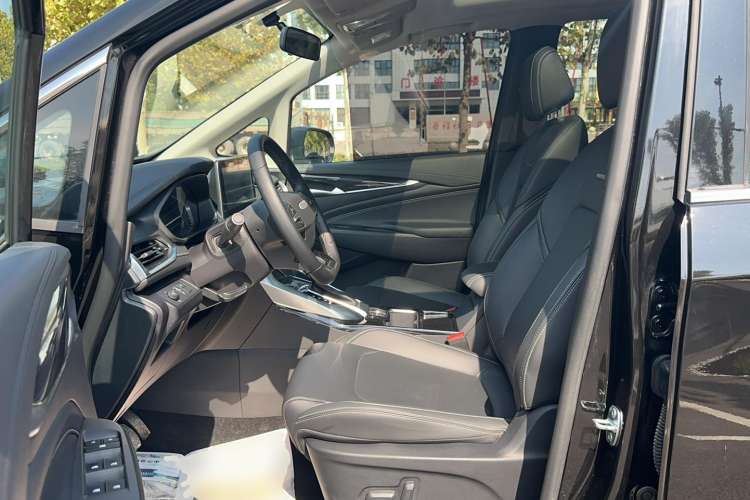 Used SAIC MAXUS G50 2020 1.5T Automatic Luxury Edition Left Front Seat