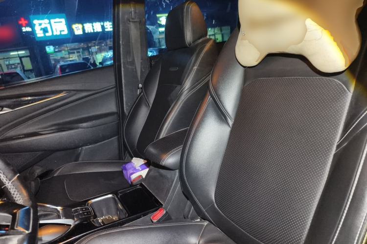 Used SAIC MAXUS G50 2020 1.5T Automatic Elite Edition Left Front Seat