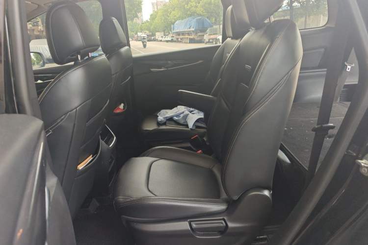 Used SAIC MAXUS G50 2020 1.5T Automatic Elite Edition Left Rear Seat