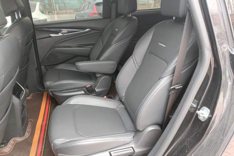 Used SAIC MAXUS G50 2020 1.5T Automatic Luxury Edition Left Rear Seat