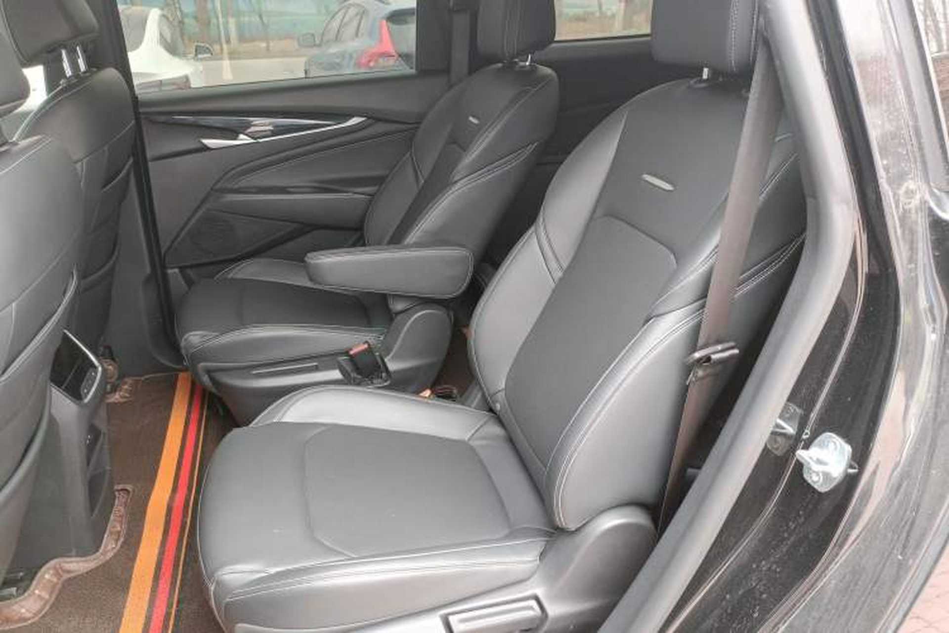 Used SAIC MAXUS G50 2020 1.5T Automatic Luxury Edition Left Rear Seat