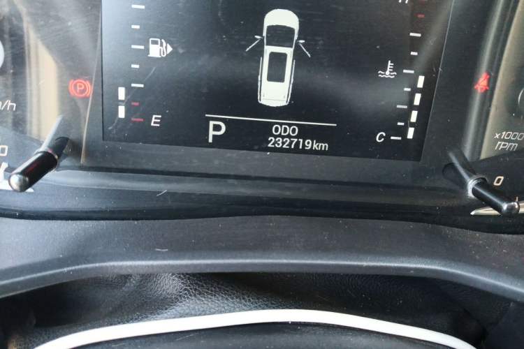 Used SAIC MAXUS G50 2020 1.5T Automatic Elite Edition Odometer Close Up