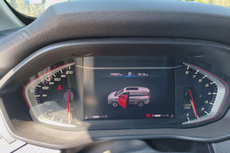 Used SAIC MAXUS G50 2020 1.5T Automatic Luxury Edition Odometer Close Up