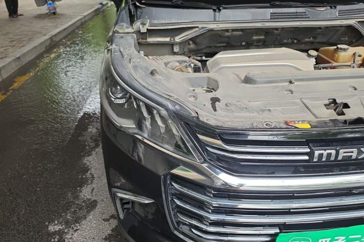 Used SAIC MAXUS G50 2020 1.5T Automatic Elite Edition Right Front Headlight