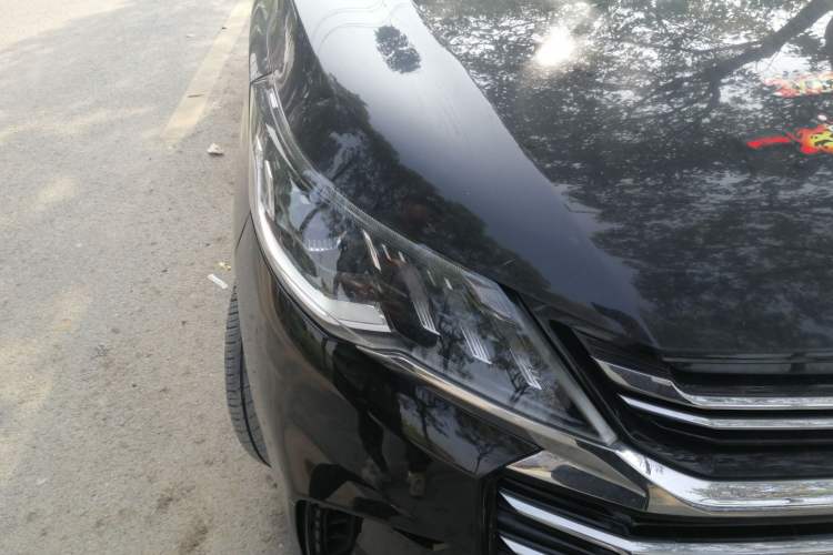 Used SAIC MAXUS G50 2020 1.5T Automatic Luxury Edition Right Front Headlight