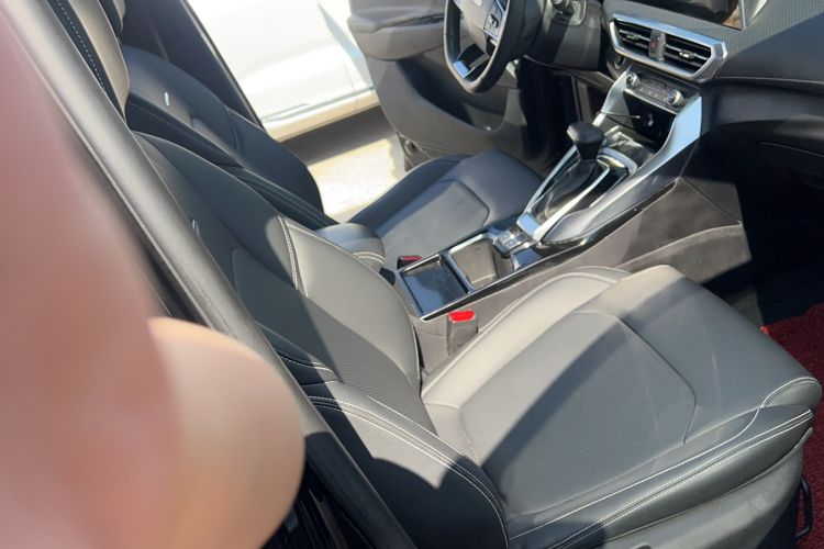 Used SAIC MAXUS G50 2020 1.5T Automatic Luxury Edition Right Front Seat
