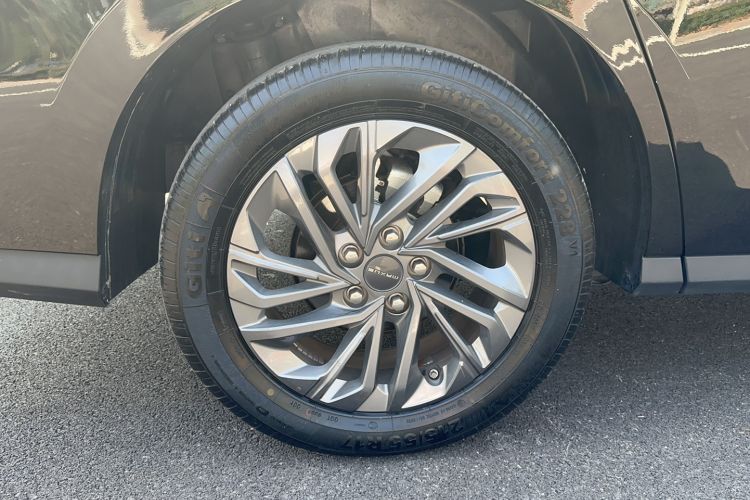 Used SAIC MAXUS G50 2020 1.5T Automatic Luxury Edition Right Rear Wheel Hub