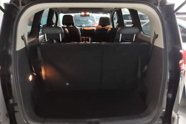 Used SAIC MAXUS G50 2020 1.5T Automatic Elite Edition Trunk