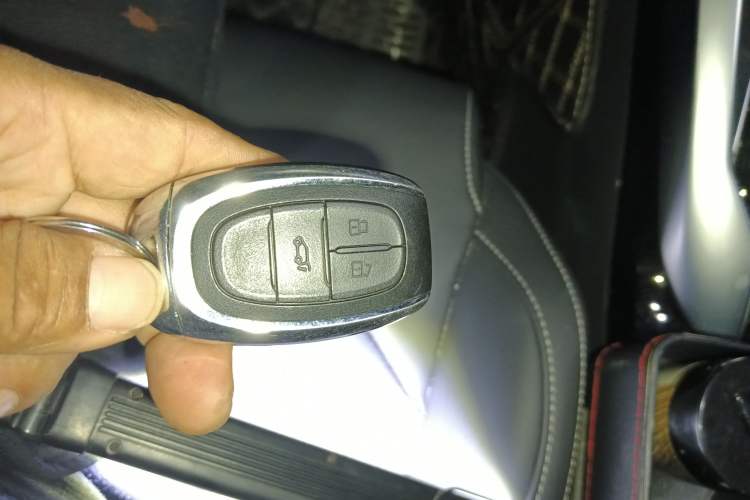 Used SAIC MAXUS G50 2020 1.5T Automatic Luxury Edition Vehicle Key