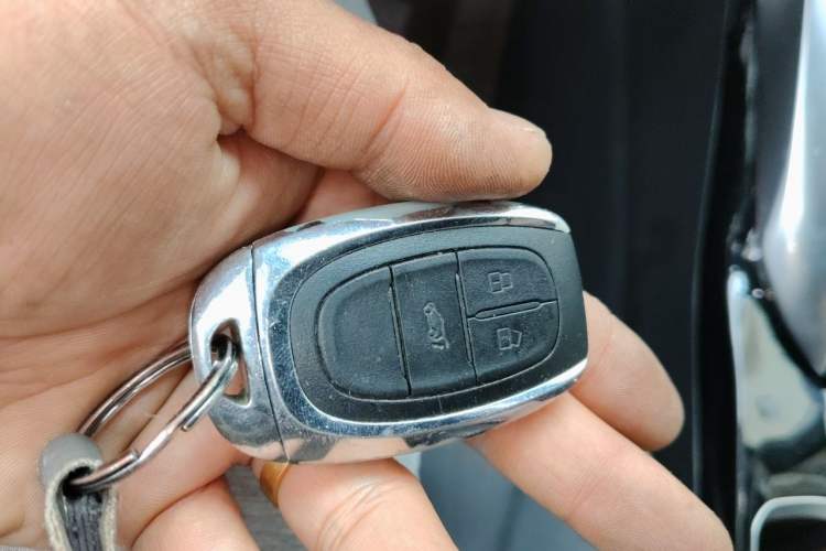 Used SAIC MAXUS G50 2020 1.5T Automatic Luxury Edition Vehicle Key