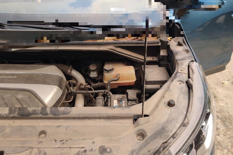 Used SAIC MAXUS G50 2020 1.5T Automatic Elite Edition Engine Bay Left