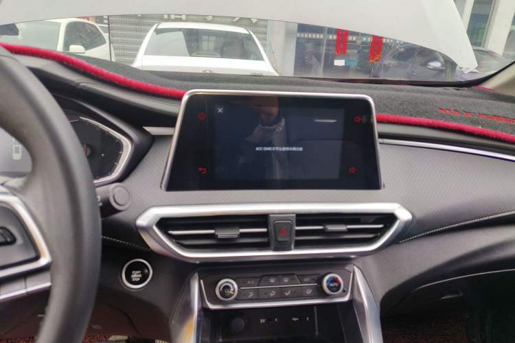 Used SAIC MAXUS G50 2020 1.5T Automatic Elite Edition Audio And AC Panel
