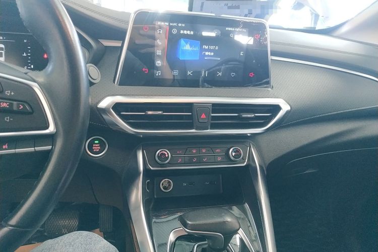 Used SAIC MAXUS G50 2020 1.5T Automatic Elite Edition Audio And AC Panel