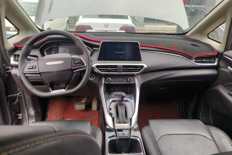 Used SAIC MAXUS G50 2020 1.5T Automatic Elite Edition Center Console