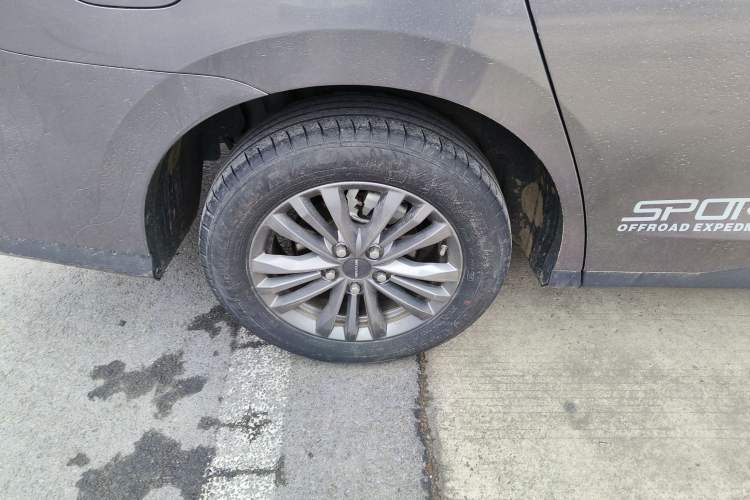 Used SAIC MAXUS G50 2020 1.5T Automatic Elite Edition Exterior 5
