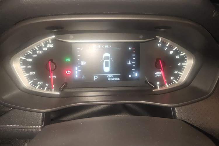 Used SAIC MAXUS G50 2020 1.5T Automatic Elite Edition Instrument Cluster
