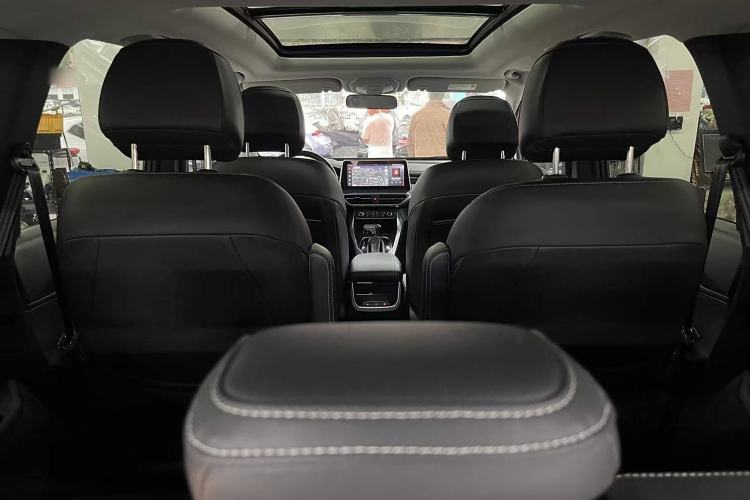 Used SAIC MAXUS G50 2020 1.5T Automatic Luxury Edition Interior 3
