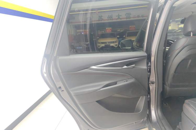 Used SAIC MAXUS G50 2020 1.5T Automatic Luxury Edition Left Rear Door Interior