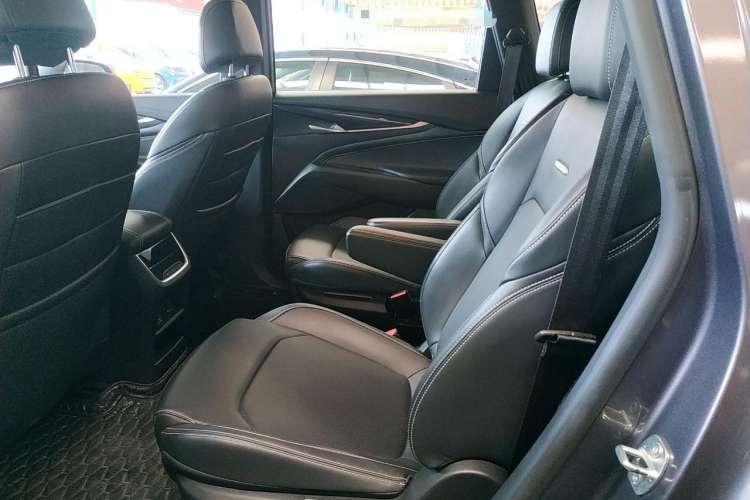 Used SAIC MAXUS G50 2020 1.5T Automatic Elite Edition Left Rear Seat