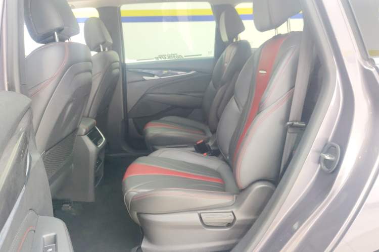 Used SAIC MAXUS G50 2020 1.5T Automatic Luxury Edition Left Rear Seat