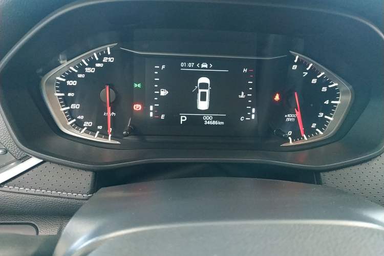 Used SAIC MAXUS G50 2020 1.5T Automatic Elite Edition Odometer Close Up