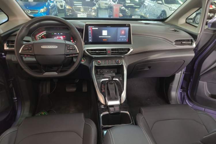 Used SAIC MAXUS G50 2020 1.5T Automatic Luxury Edition Center Console