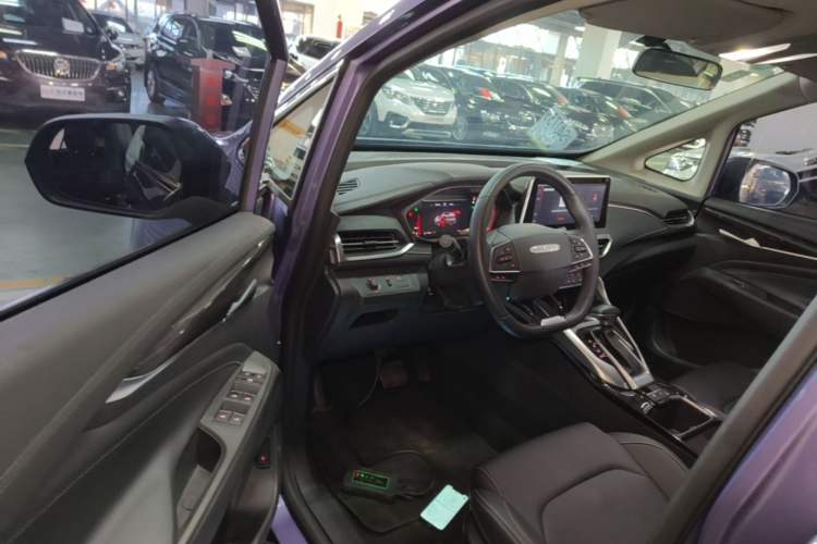 Used SAIC MAXUS G50 2020 1.5T Automatic Luxury Edition Driver Seat
